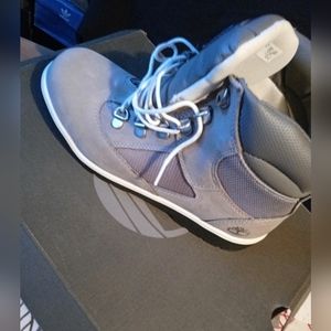 Field Timberland Kids Size 6 Gray